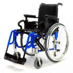 BASIC LIGHT PLUS BLUE, variabilný invalidný vozík, šírka sedadla 48 cm